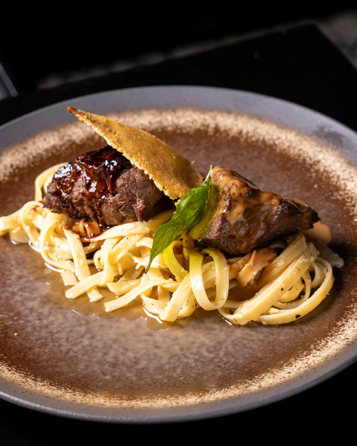 Ambiente de Euphoria Gastrobar Cali 8